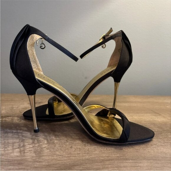 Guess Black And Gold Stiletto Heels Size 7.5M - Picture 7 of 11